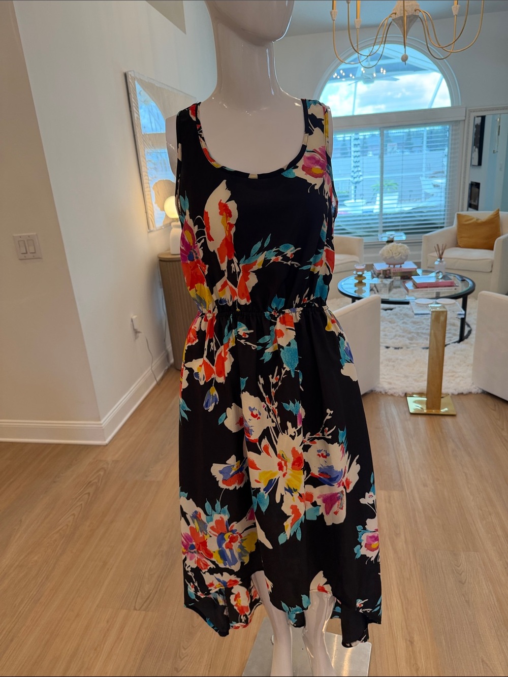 Women's Black Floral Sleeveless Dress - Multicolor Print